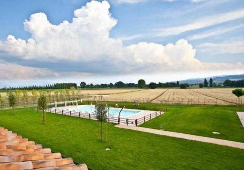 Agriturismo Le Rondini Di Francesco Di Assisi Cannara Zewnętrze zdjęcie