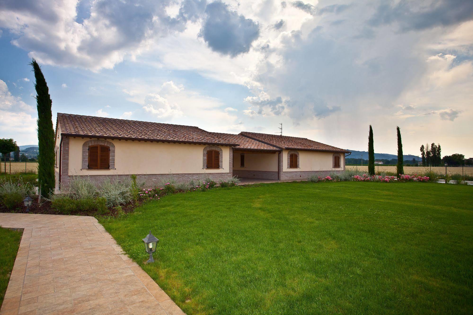 Agriturismo Le Rondini Di Francesco Di Assisi Cannara Zewnętrze zdjęcie